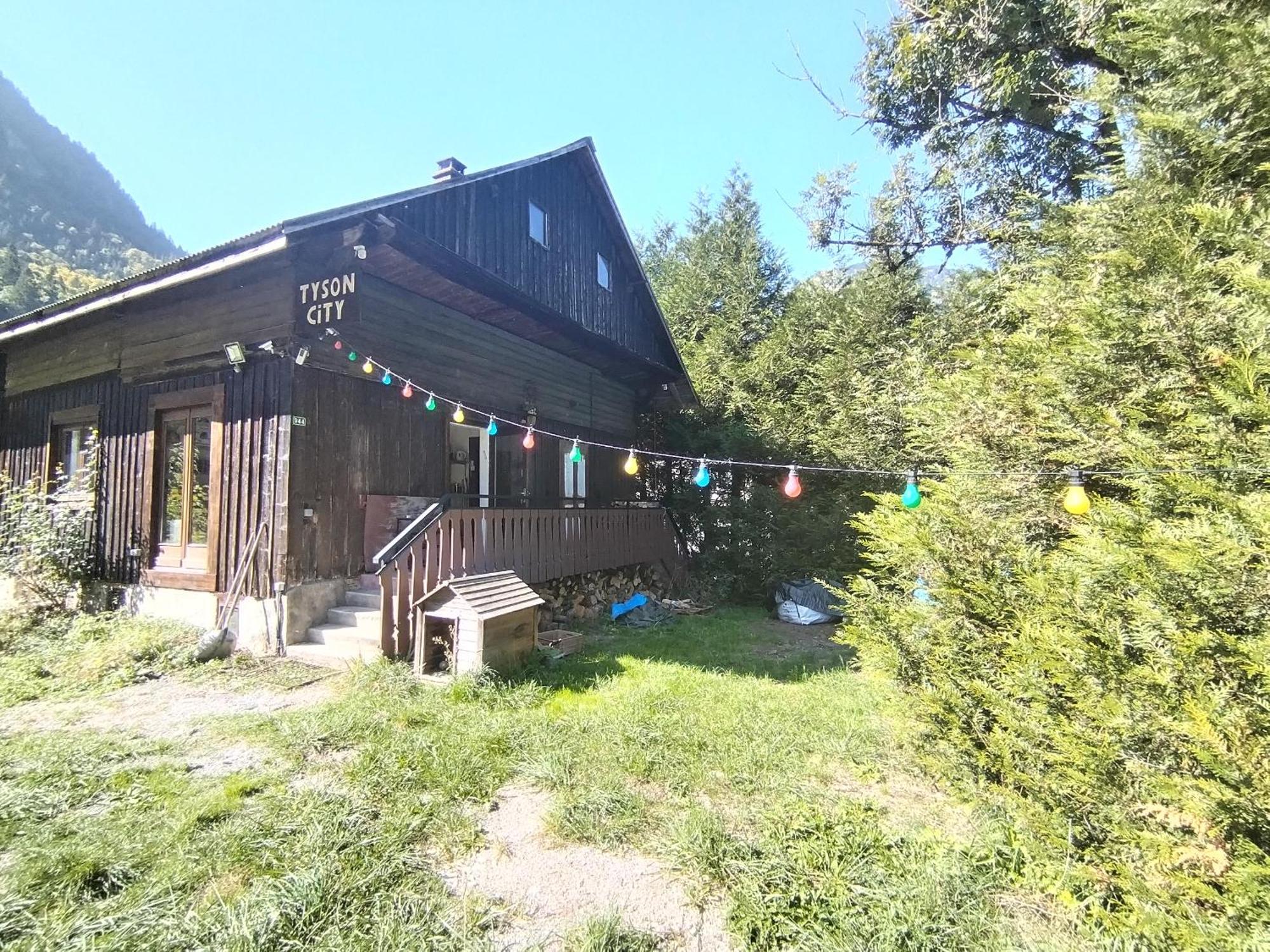 Chalet 8 Personnes + Grand Terrain Et Riviere Entremont 外观 照片