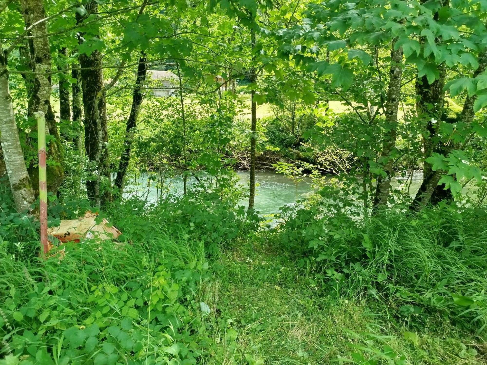 Chalet 8 Personnes + Grand Terrain Et Riviere Entremont 外观 照片